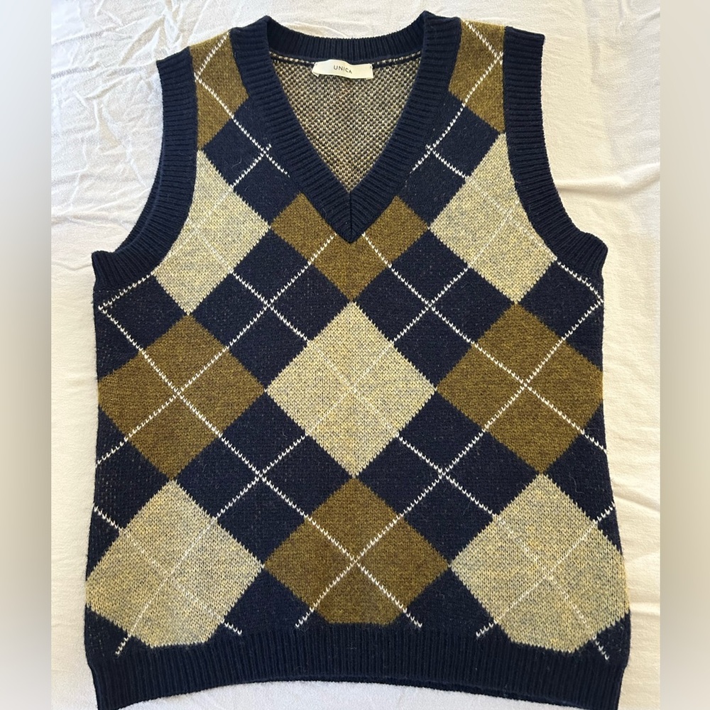 UNICA Renaissance Classic Argyle Pattern Wool Blend College Style Knit vest - Picture 7 of 10